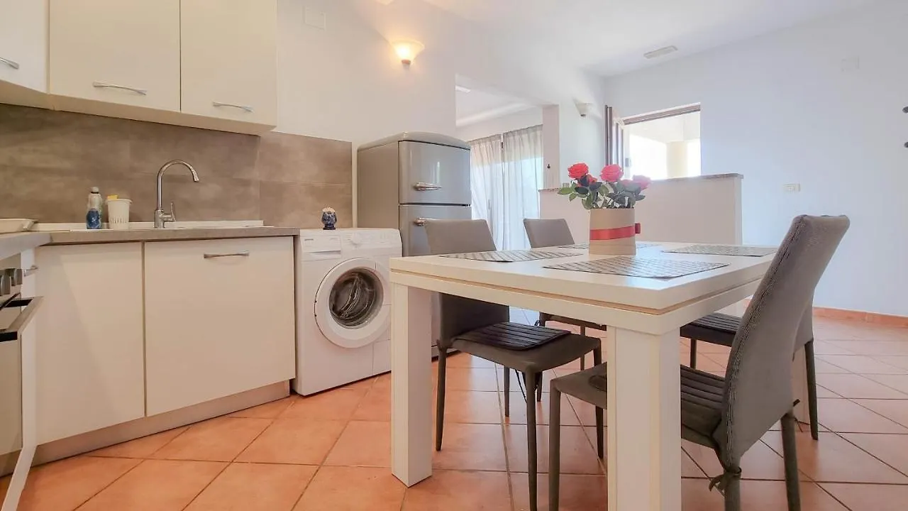 Dani A2+2 Apartment Umag